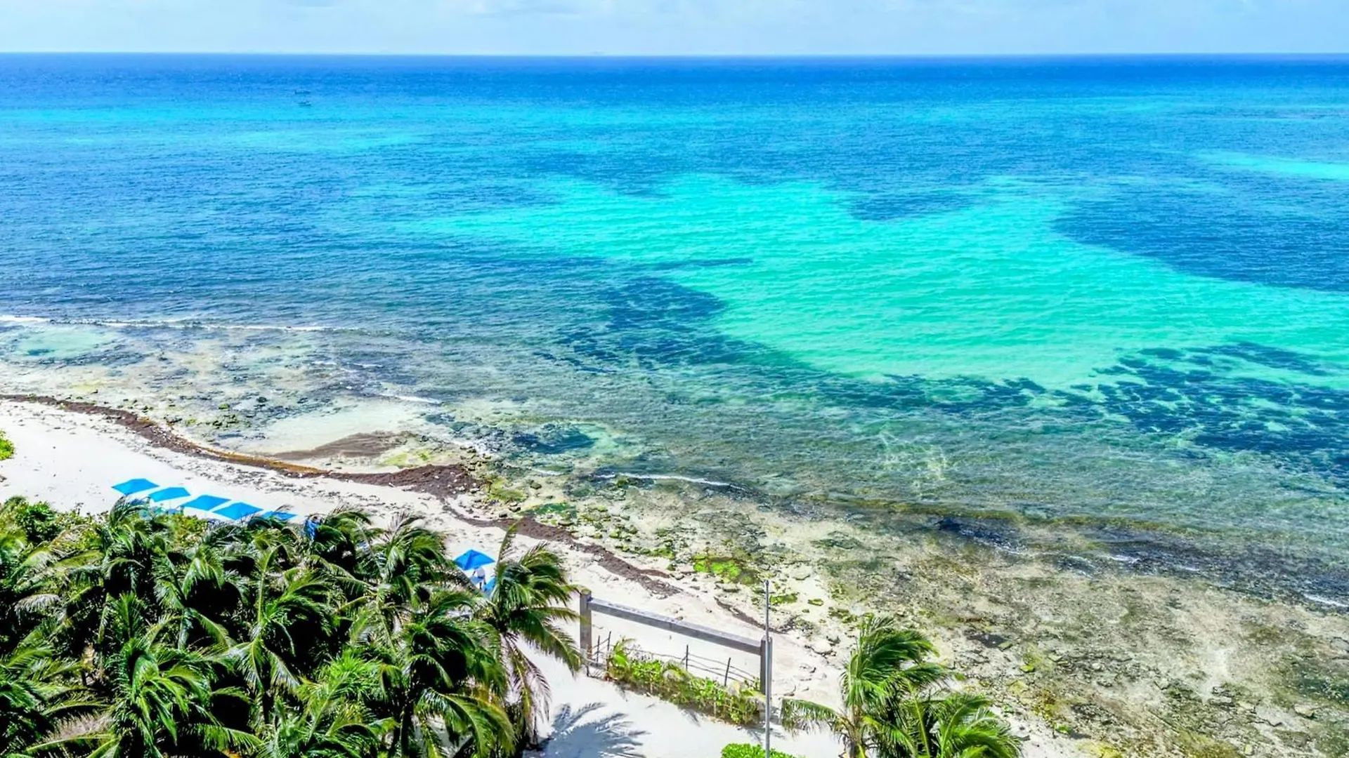B6 Romantic Beachside Escape Bangkok Theme Memory Foam King Bed Kitchen Ac Playa del Carmen Apartman